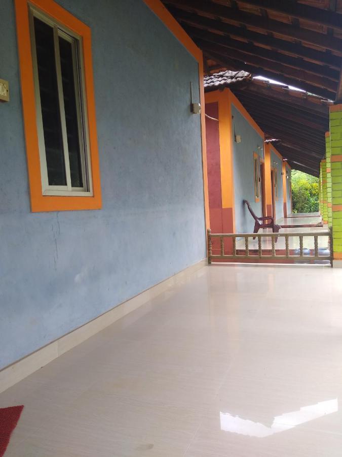 Gundappa Cafe Gokarna Kudle Beach ภายนอก รูปภาพ
