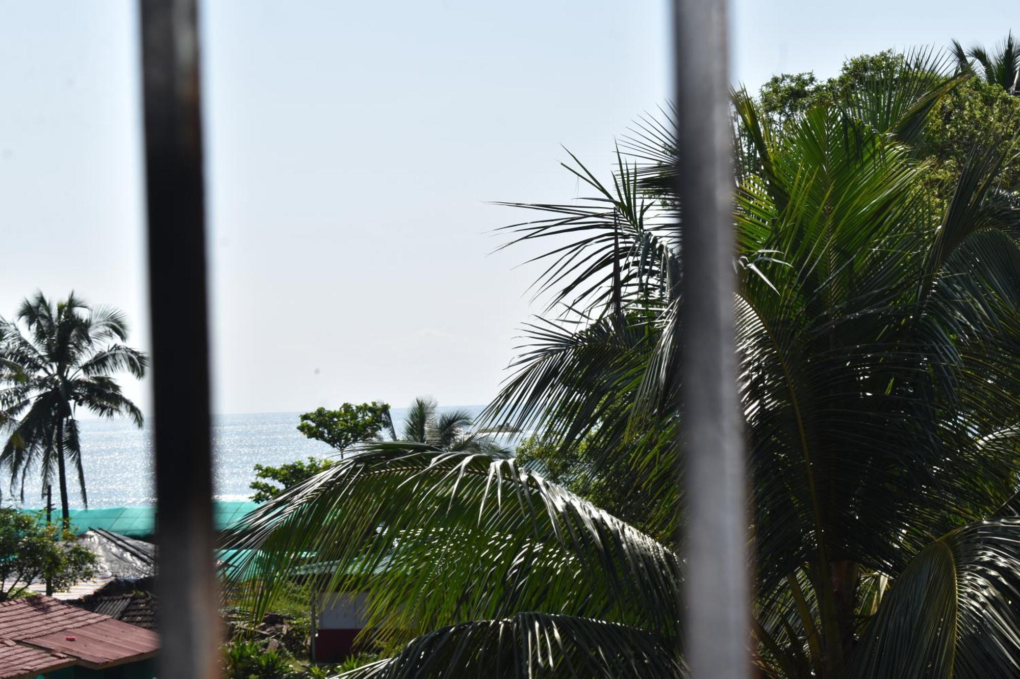 Gundappa Cafe Gokarna Kudle Beach ภายนอก รูปภาพ