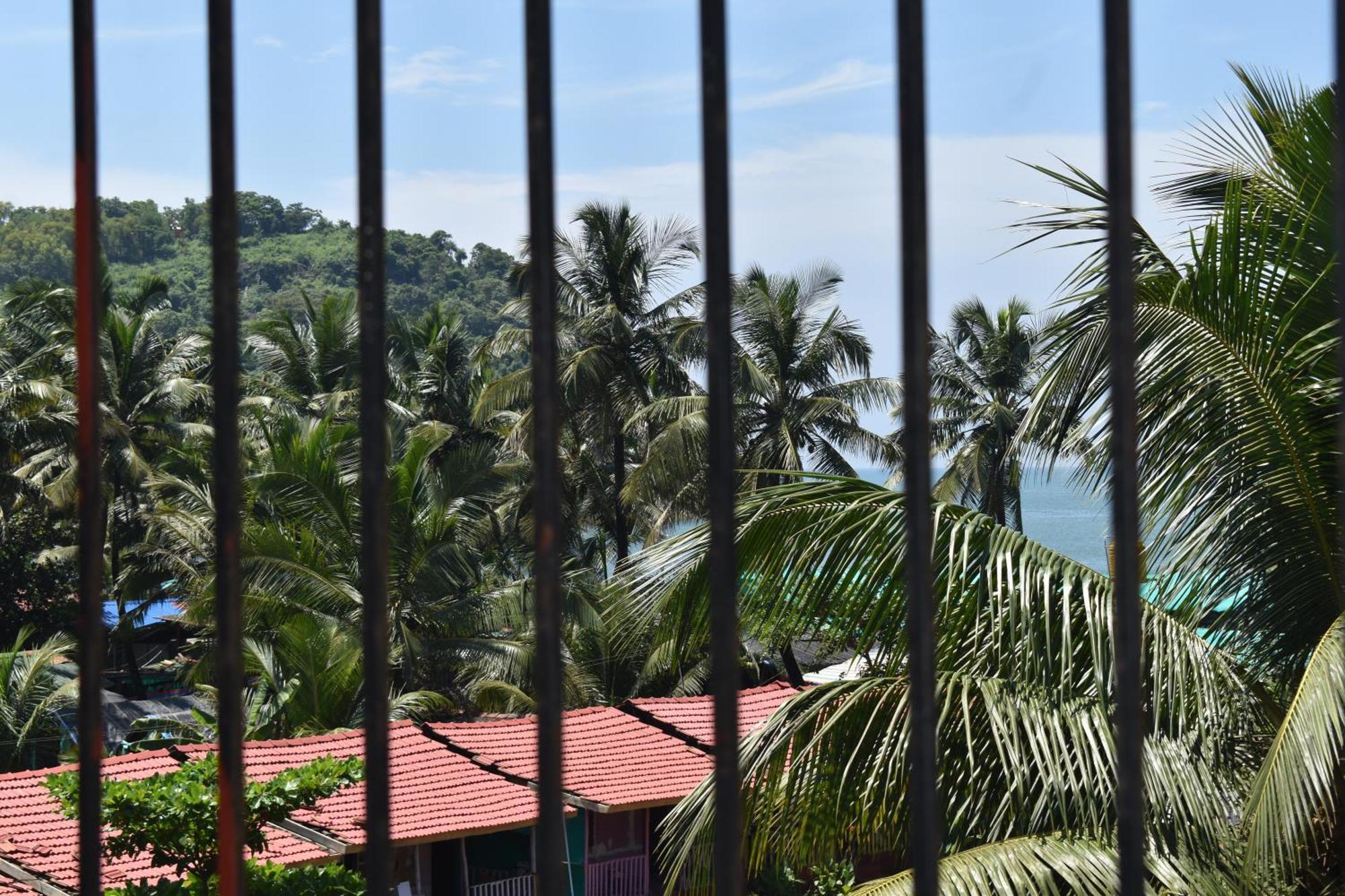 Gundappa Cafe Gokarna Kudle Beach ภายนอก รูปภาพ